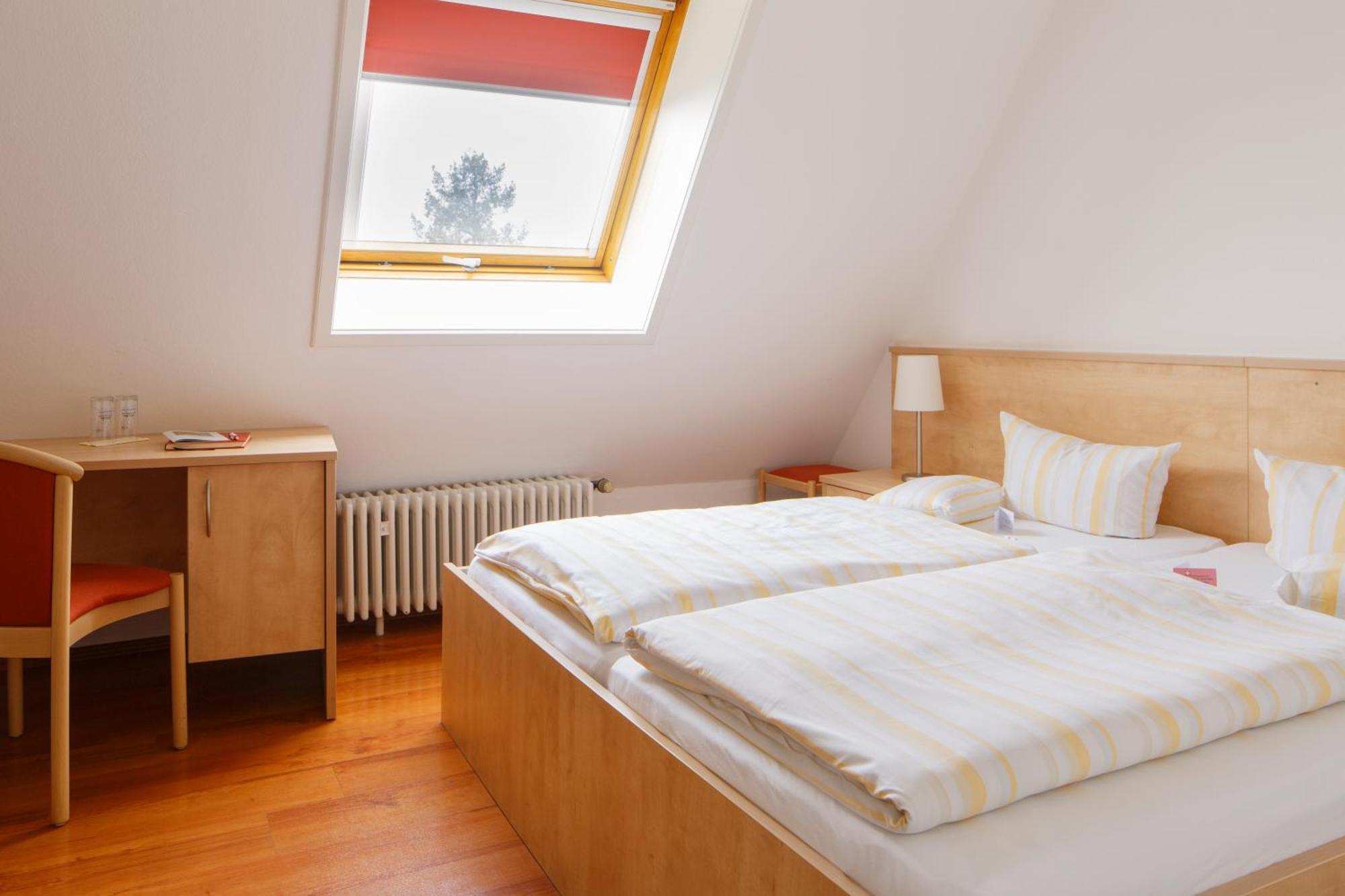 Caritas Tagungszentrum Freiburg im Breisgau Pokoj fotografie